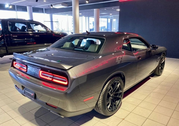 Dodge Challenger cena 329900 przebieg: 15, rok produkcji 2022 z Mszczonów małe 742